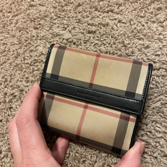 Burberry Plaid Canvas Wallet with Black Trim - Picture 2 of 4